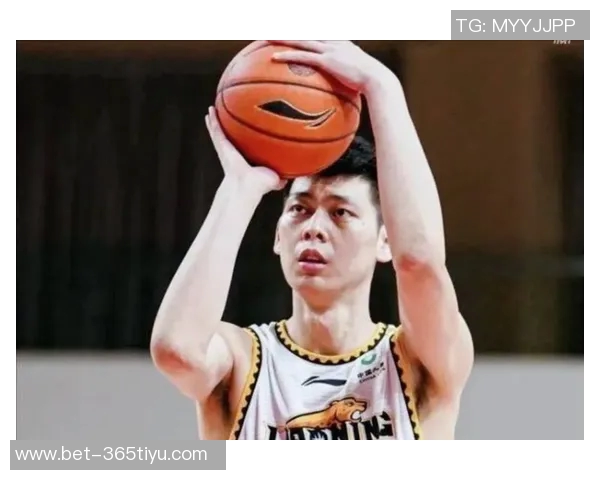 山东蜜獾篮球俱乐部主教练王汝恒携朱荣振等前CBA球员共创辉煌 山东蜜獾篮球俱乐部主教练王汝恒携朱荣振等前CBA球员共创辉煌