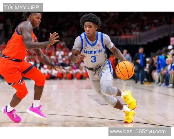 林葳自我突破创佳绩21分钟内7投3中斩获8分1助攻刷新个人纪录 林葳自我突破创佳绩21分钟内7投3中斩获8分1助攻刷新个人纪录