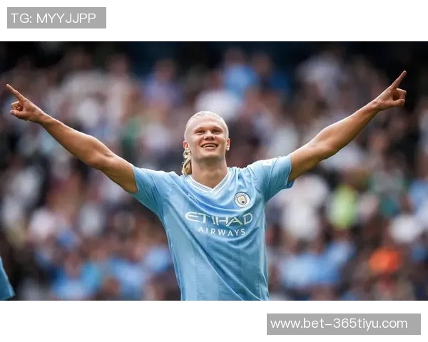 希勒盛赞哈兰德百球成就称其前锋特质令人钦佩