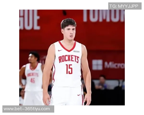 谢泼德谈球队定位与风格强调教练的指导作用与球员的自我发挥 谢泼德谈球队定位与风格强调教练的指导作用与球员的自我发挥