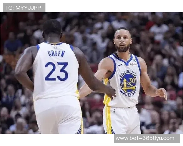 维金斯下半场发力贡献13分全场17分7篮板表现值得肯定 维金斯下半场发力贡献13分全场17分7篮板表现值得肯定